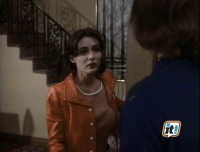 Charmed-Online-dot-NL-BeverlyHills90201-4x25-0615.jpg