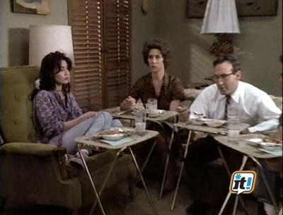 Charmed-Online-dot-NL-BeverlyHills90201-4x25-1717.jpg