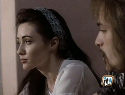 Charmed-Online-dot-NL-BeverlyHills90201-4x25-2131.jpg