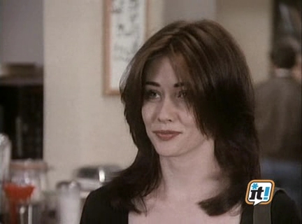 Charmed-Online-dot-NL-BeverlyHills90201-4x27-0821.jpg