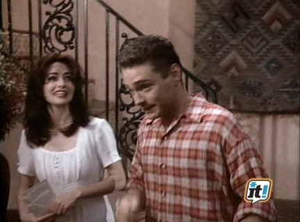Charmed-Online-dot-NL-BeverlyHills90201-4x27-1865.jpg