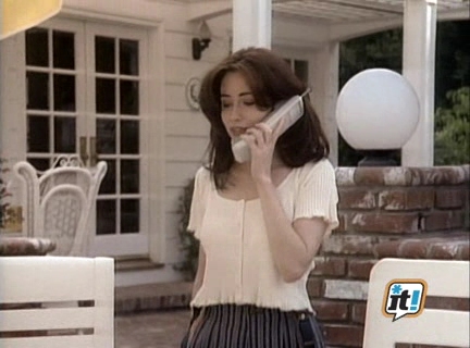 Charmed-Online-dot-NL-BeverlyHills90201-4x27-2066.jpg