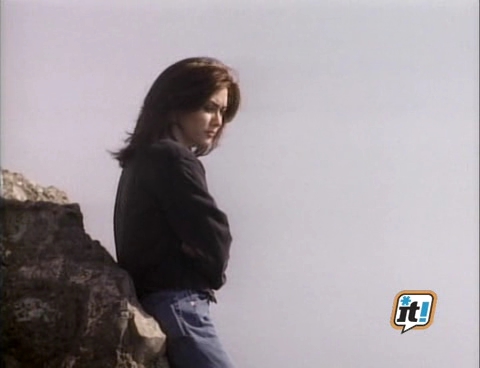 Charmed-Online-dot-NL-BeverlyHills90201-4x28-0114.jpg