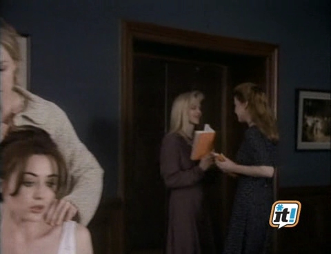 Charmed-Online-dot-NL-BeverlyHills90201-4x28-1581.jpg