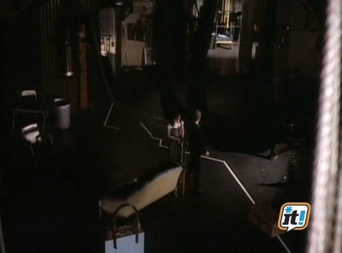Charmed-Online-dot-NL-BeverlyHills90201-4x29-1780.jpg