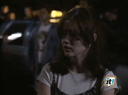Charmed-Online-dot-NL-BeverlyHills90201-4x29-1970.jpg