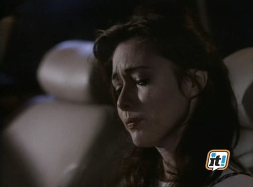Charmed-Online-dot-NL-BeverlyHills90201-4x29-2012.jpg