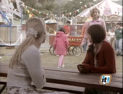 Charmed-Online-dot-NL-BeverlyHills90201-4x31-1333.jpg