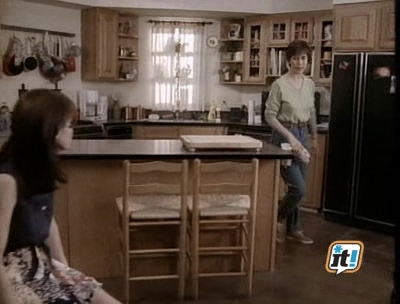 Charmed-Online-dot-NL-BeverlyHills90201-4x32-3601.jpg