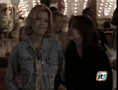 Charmed-Online-dot-NL-BeverlyHills90201-4x32-3929.jpg