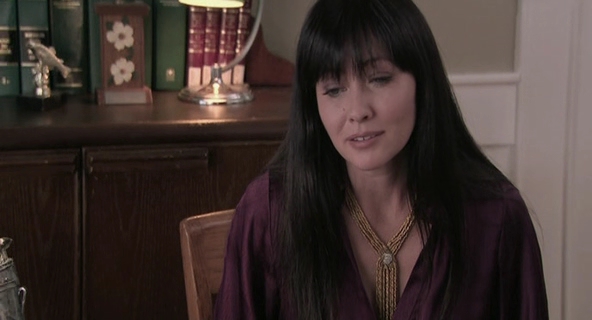 Charmed-Online-dot-net_GrowingTheBigOne0325.jpg