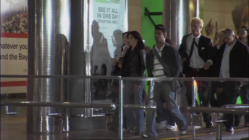 Charmed-Online-dot-net-KissMeDeadly0758.jpg Charmed-Online-dot-net-KissMeDeadly0758.jpg