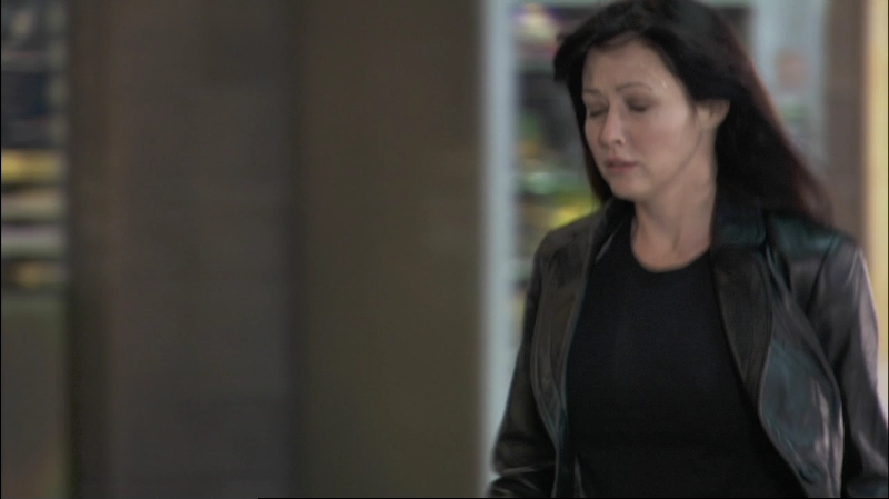 Charmed-Online-dot-net-KissMeDeadly0772.jpg Charmed-Online-dot-net-KissMeDeadly0772.jpg