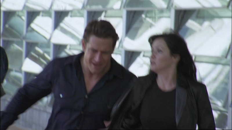 Charmed-Online-dot-net-KissMeDeadly0810.jpg Charmed-Online-dot-net-KissMeDeadly0810.jpg