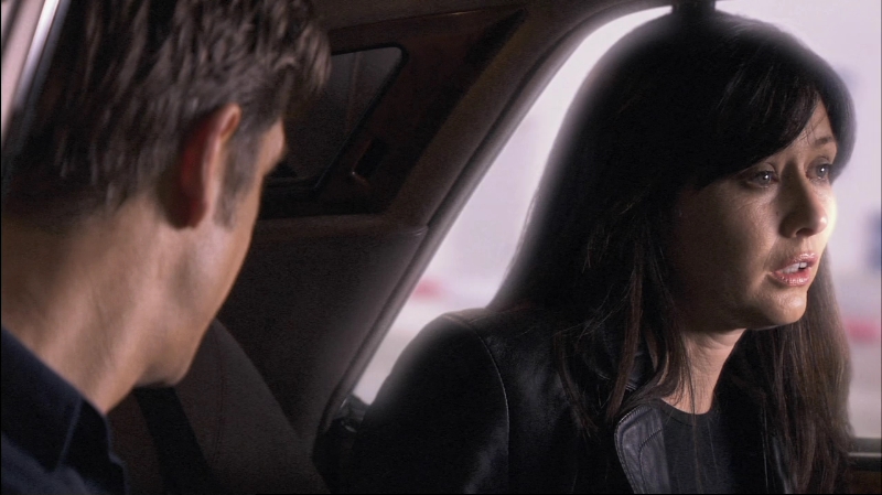 Charmed-Online-dot-net-KissMeDeadly0882.jpg Charmed-Online-dot-net-KissMeDeadly0882.jpg