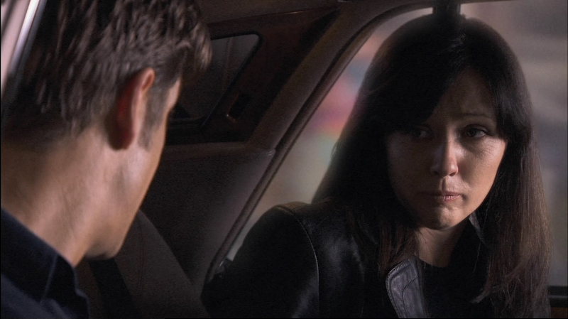 Charmed-Online-dot-net-KissMeDeadly0888.jpg Charmed-Online-dot-net-KissMeDeadly0888.jpg