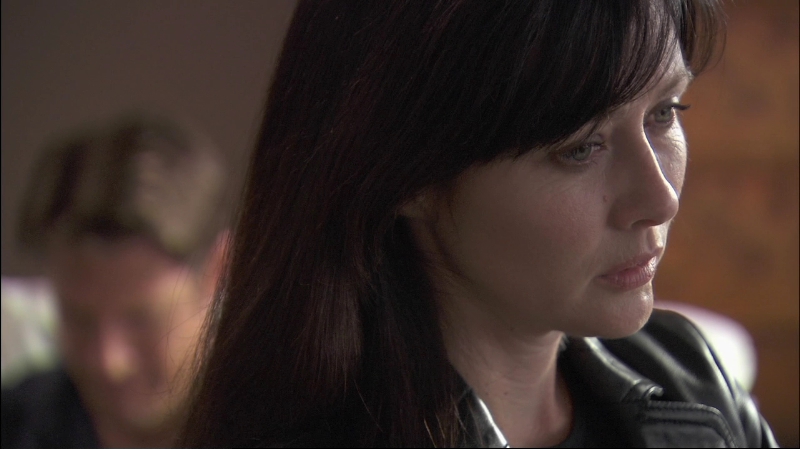 Charmed-Online-dot-net-KissMeDeadly0977.jpg Charmed-Online-dot-net-KissMeDeadly0977.jpg