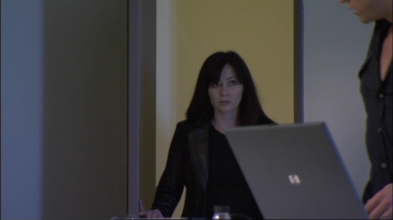 Charmed-Online-dot-net-KissMeDeadly1525.jpg Charmed-Online-dot-net-KissMeDeadly1525.jpg