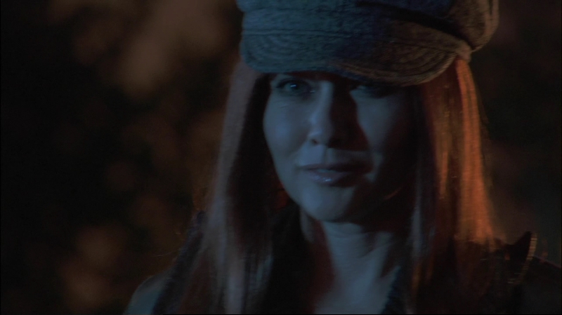 Charmed-Online-dot-net-KissMeDeadly2202.jpg Charmed-Online-dot-net-KissMeDeadly2202.jpg