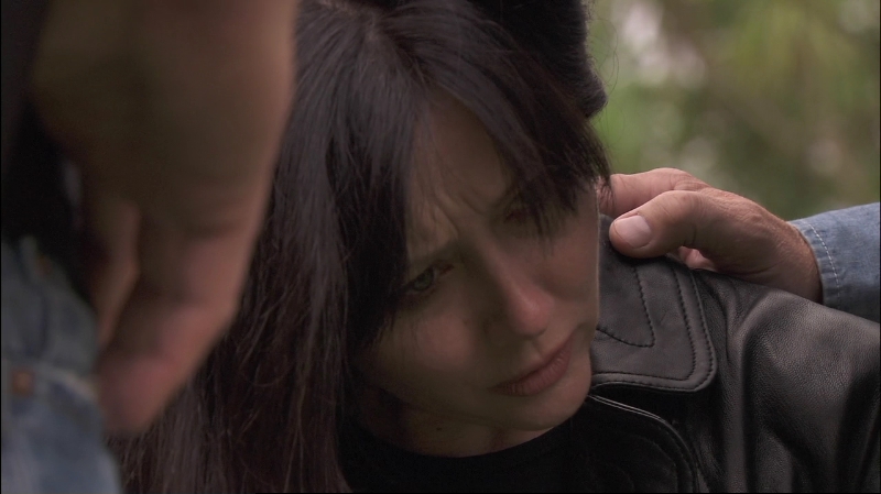 Charmed-Online-dot-net-KissMeDeadly2405.jpg Charmed-Online-dot-net-KissMeDeadly2405.jpg