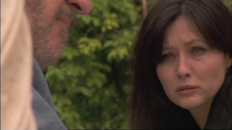 Charmed-Online-dot-net-KissMeDeadly2447.jpg Charmed-Online-dot-net-KissMeDeadly2447.jpg