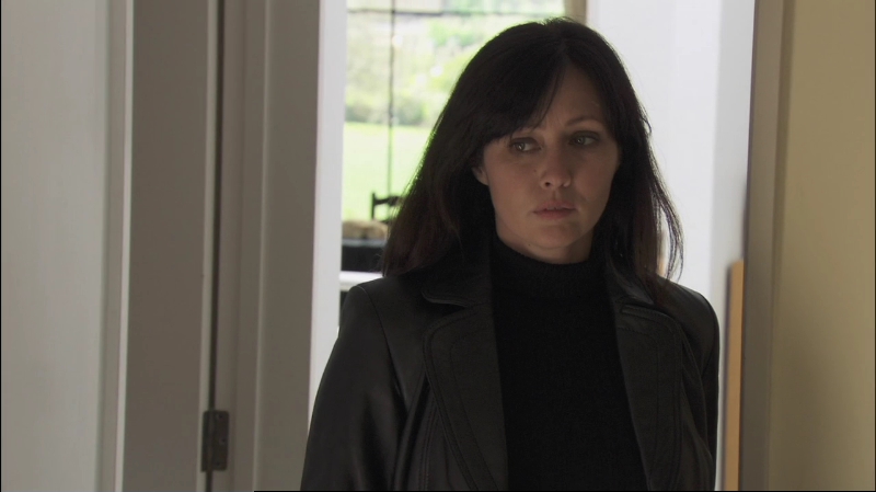 Charmed-Online-dot-net-KissMeDeadly3559.jpg Charmed-Online-dot-net-KissMeDeadly3559.jpg