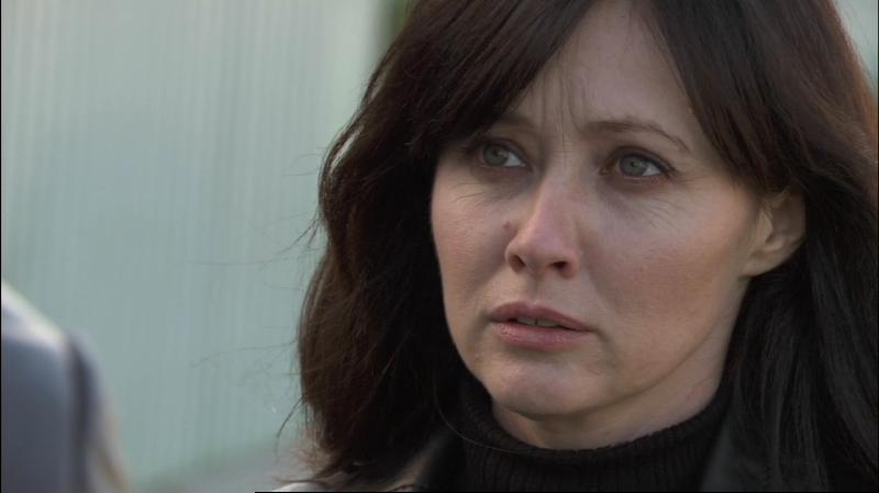 Charmed-Online-dot-net-KissMeDeadly3742.jpg Charmed-Online-dot-net-KissMeDeadly3742.jpg