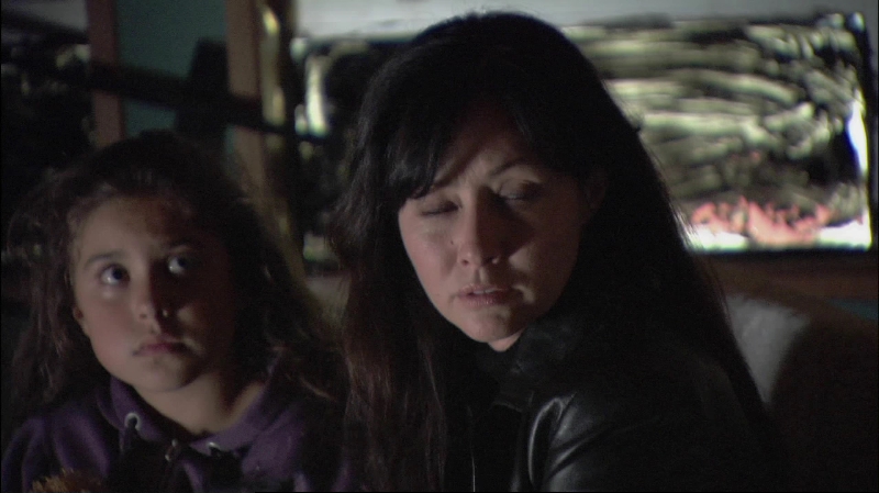 Charmed-Online-dot-net-KissMeDeadly4089.jpg Charmed-Online-dot-net-KissMeDeadly4089.jpg