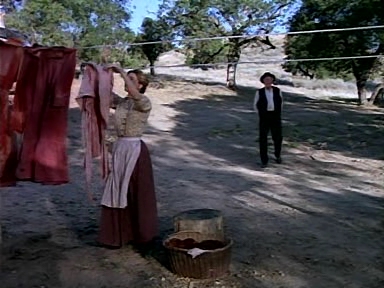 Charmed-Online-dot-NLCharmed-Online-dot-NL-LittleHouseonthePrairie9x12-1817.jpg