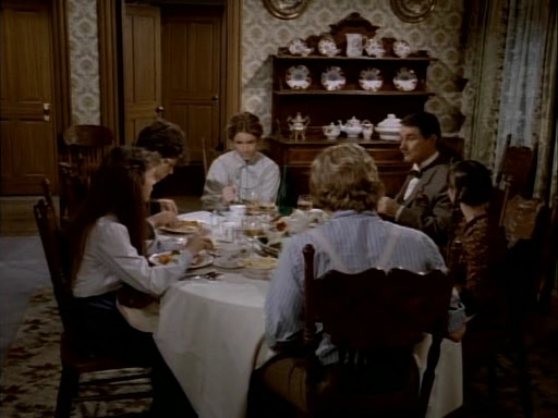 Charmed-Online-dot-NL-LittleHouseonthePrairie9x22-2490.jpg