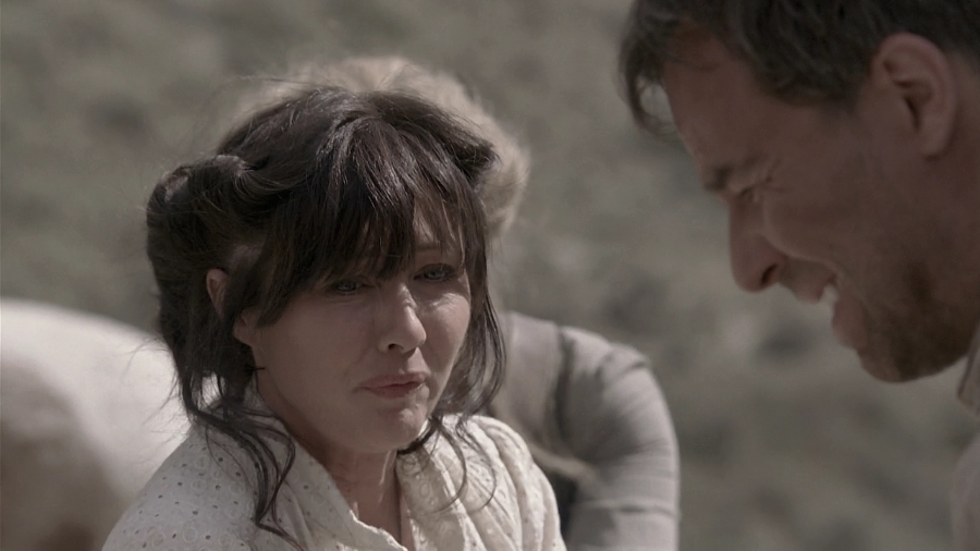 Charmed-Online_dot_nl-LostTreasureOfTheGrandCanyon2380.jpg Charmed-Online_dot_nl-LostTreasureOfTheGrandCanyon2380.jpg