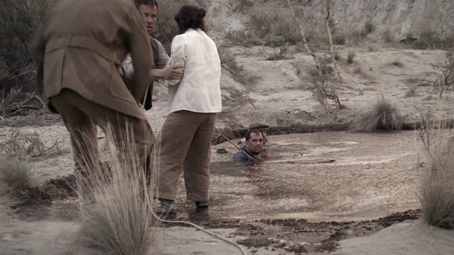 Charmed-Online_dot_nl-LostTreasureOfTheGrandCanyon2418.jpg Charmed-Online_dot_nl-LostTreasureOfTheGrandCanyon2418.jpg