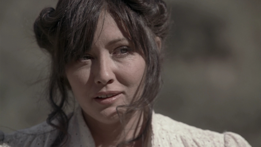 Charmed-Online_dot_nl-LostTreasureOfTheGrandCanyon2477.jpg Charmed-Online_dot_nl-LostTreasureOfTheGrandCanyon2477.jpg