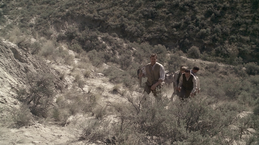 Charmed-Online_dot_nl-LostTreasureOfTheGrandCanyon2507.jpg Charmed-Online_dot_nl-LostTreasureOfTheGrandCanyon2507.jpg