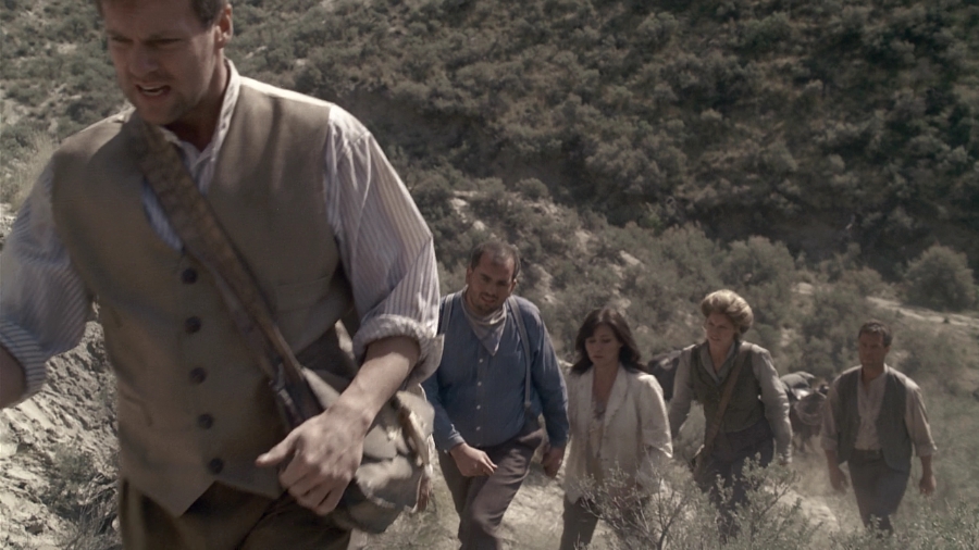 Charmed-Online_dot_nl-LostTreasureOfTheGrandCanyon2514.jpg Charmed-Online_dot_nl-LostTreasureOfTheGrandCanyon2514.jpg