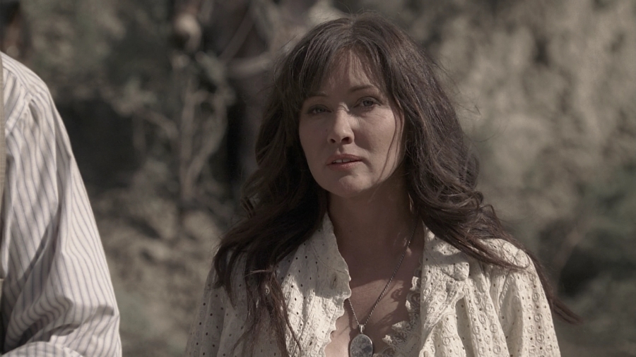 Charmed-Online_dot_nl-LostTreasureOfTheGrandCanyon2599.jpg Charmed-Online_dot_nl-LostTreasureOfTheGrandCanyon2599.jpg