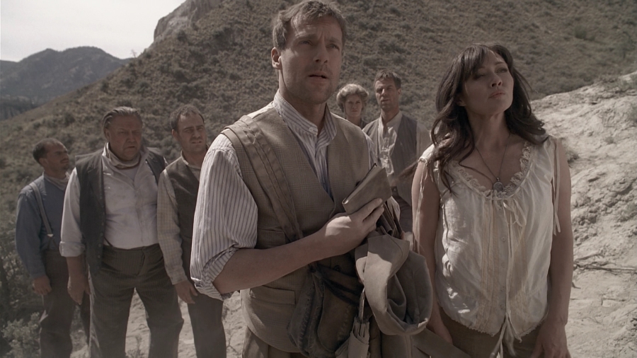 Charmed-Online_dot_nl-LostTreasureOfTheGrandCanyon3011.jpg Charmed-Online_dot_nl-LostTreasureOfTheGrandCanyon3011.jpg