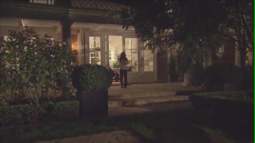 Charmed-Online-dot-net-ShannenSays-1x01-0542.jpg