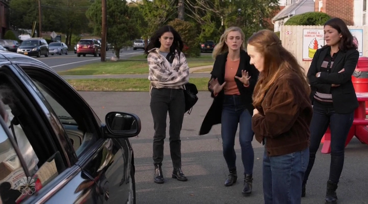 Charmed-Online-dot-nl_Manifest3x02-2112.jpg