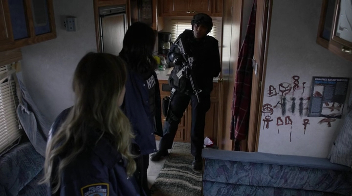 Charmed-Online-dot-nl_Manifest3x05-0259.jpg