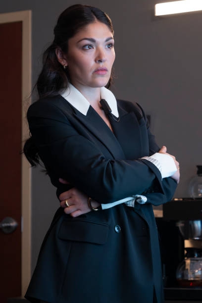 3x04-002.jpg