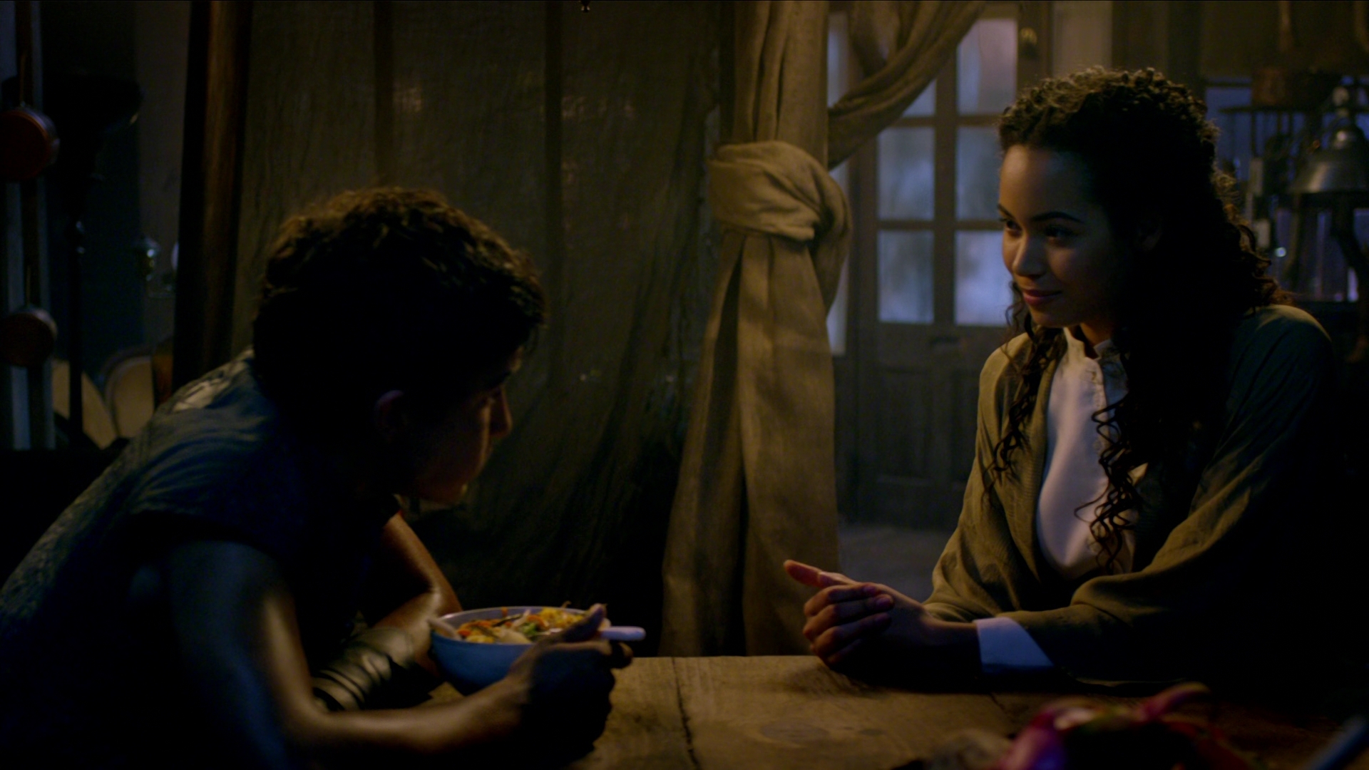 Charmed-Online-dot-nl_IntoTheBallands1x03-2316.jpg