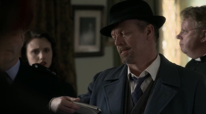 Charmed-Online-dot-nl-FatherBrown2x01-0841.jpg Charmed-Online-dot-nl-FatherBrown2x01-0841.jpg