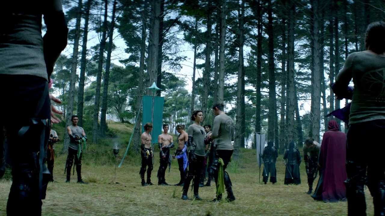 Charmed-Online-dot-nl-TheShannaraChronicles1x01-0213.jpg