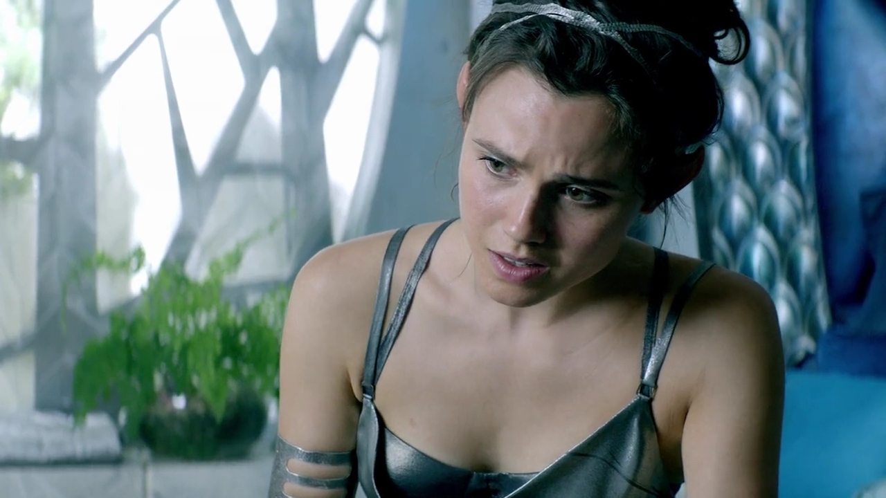 Charmed-Online-dot-nl-TheShannaraChronicles1x01-1049.jpg