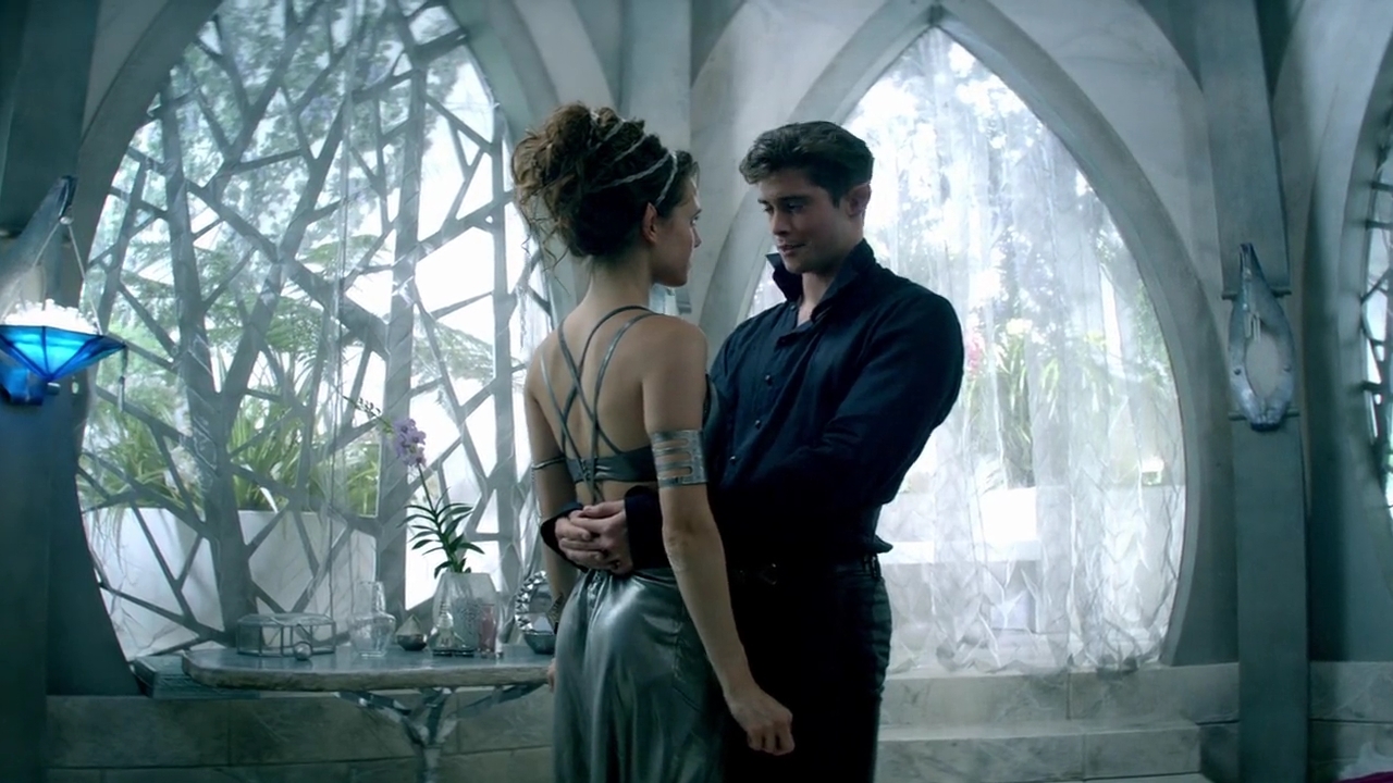 Charmed-Online-dot-nl-TheShannaraChronicles1x01-1109.jpg