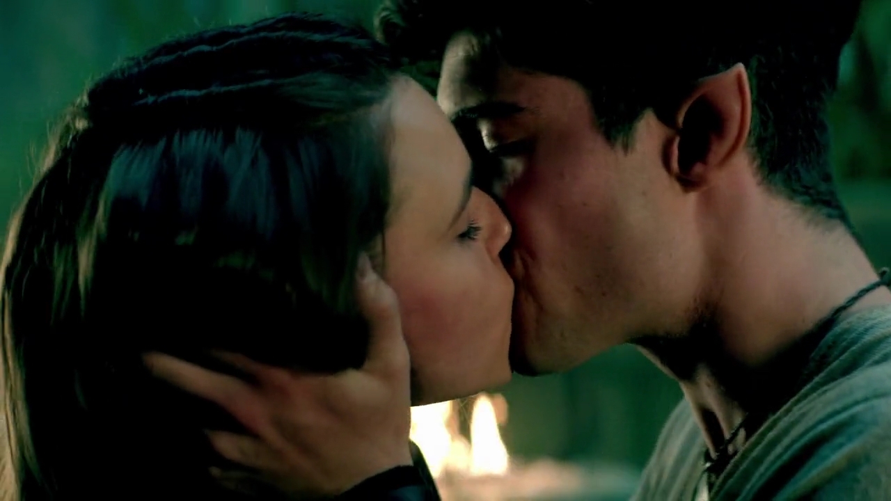 Charmed-Online-dot-nl-TheShannaraChronicles1x02-1027.jpg Charmed-Online-dot-nl-TheShannaraChronicles1x02-1027.jpg