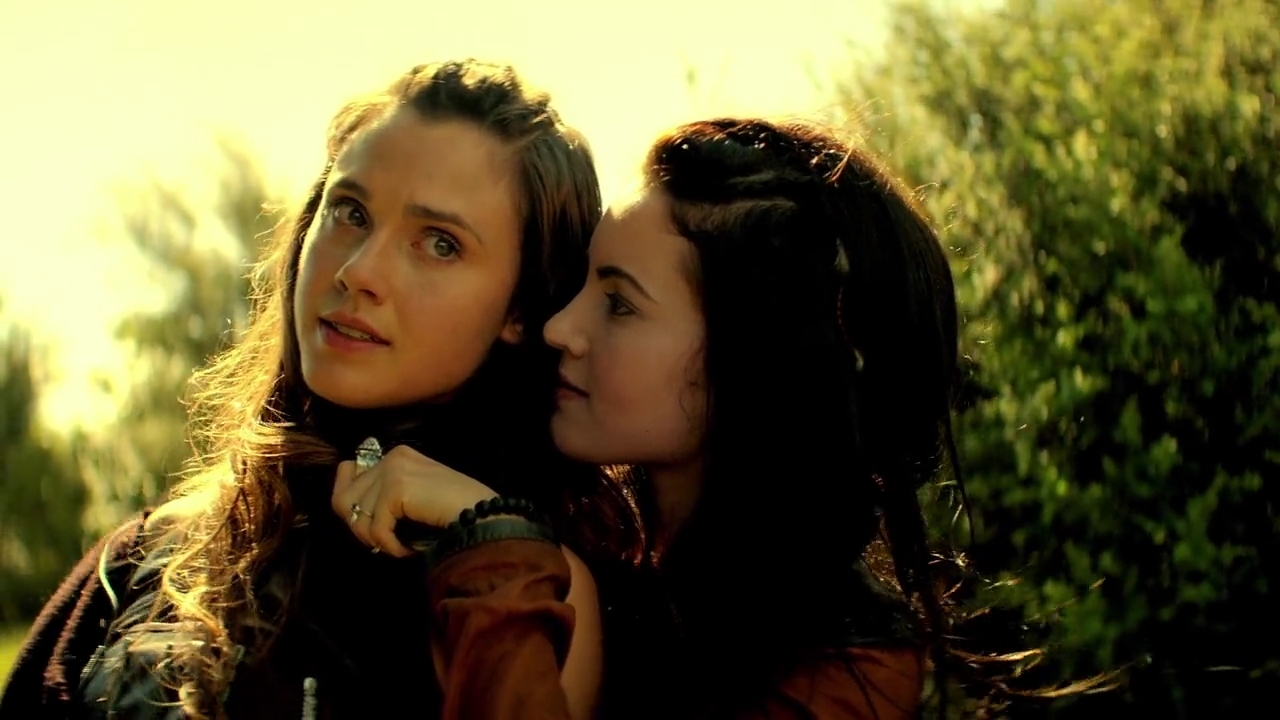 Charmed-Online-dot-nl-TheShannaraChronicles1x03-0608.jpg Charmed-Online-dot-nl-TheShannaraChronicles1x03-0608.jpg