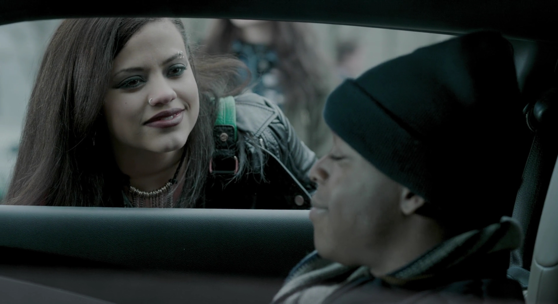 Charmed-Online-dot-nl_AcrossTheLine0525.jpg Charmed-Online-dot-nl_AcrossTheLine0525.jpg