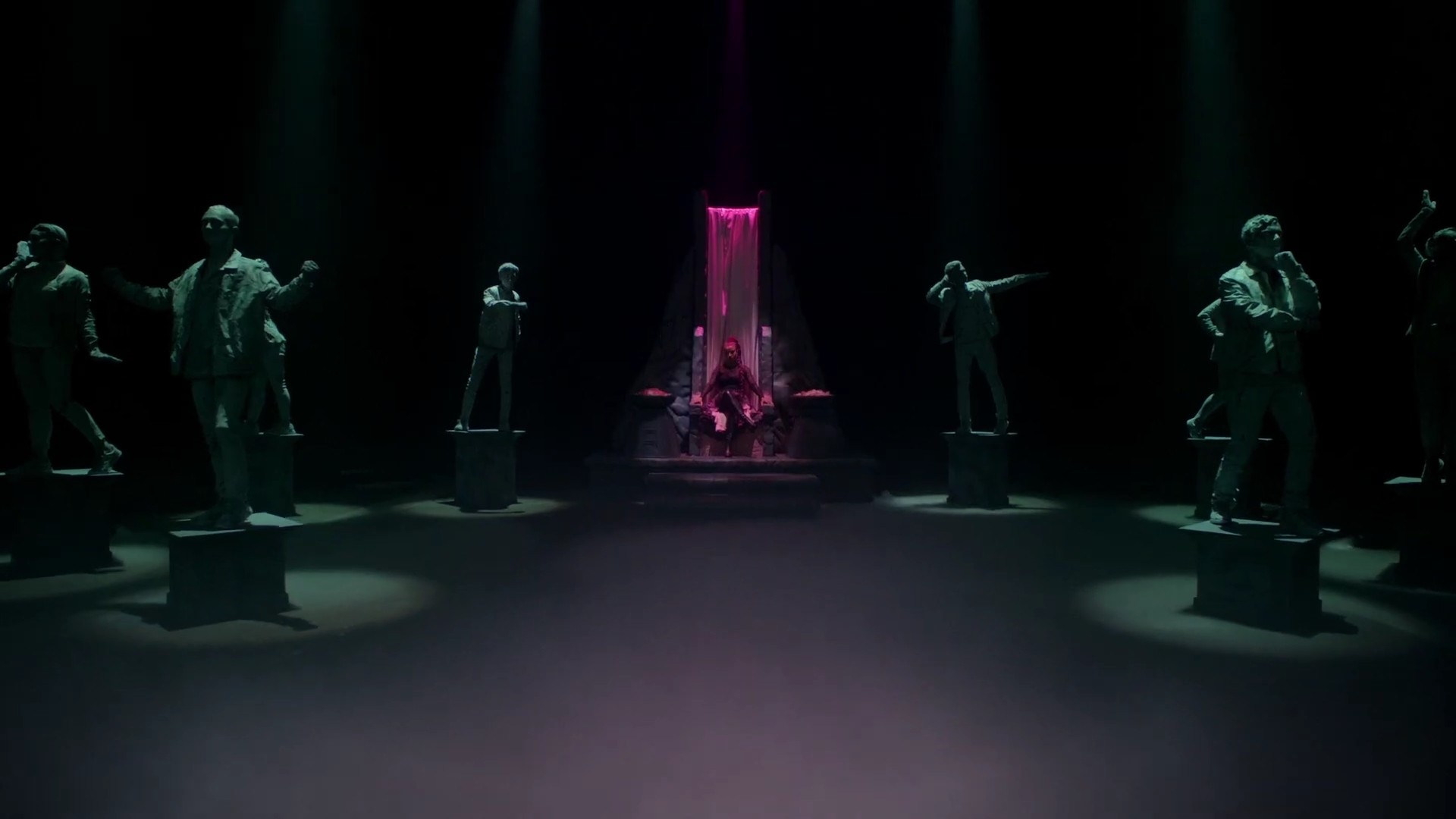 Charmed-Online-dot-nl_QueenOfMean-Remixclip00010.jpg Charmed-Online-dot-nl_QueenOfMean-Remixclip00010.jpg